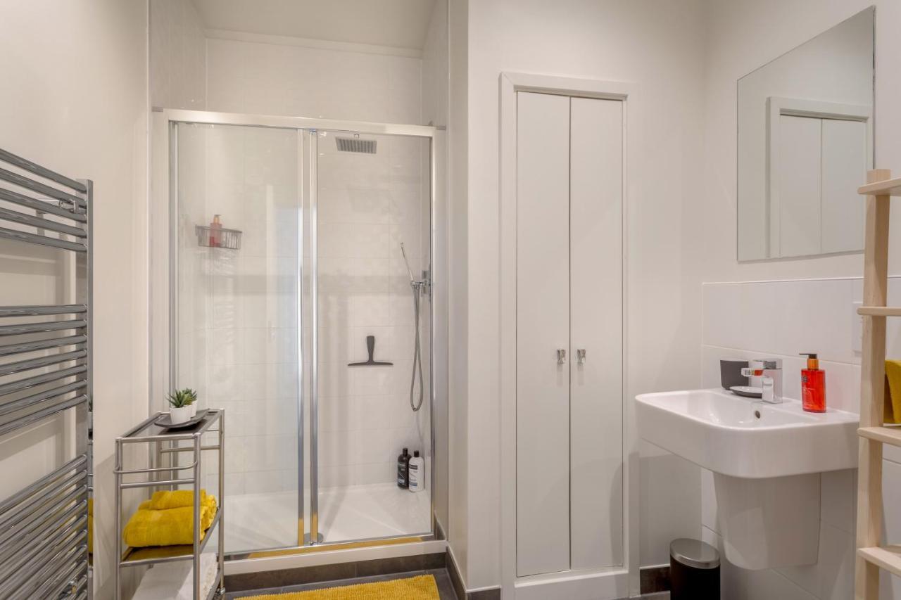 Luxury Serviced Apartments Stevenage, Hertfordshire Extérieur photo