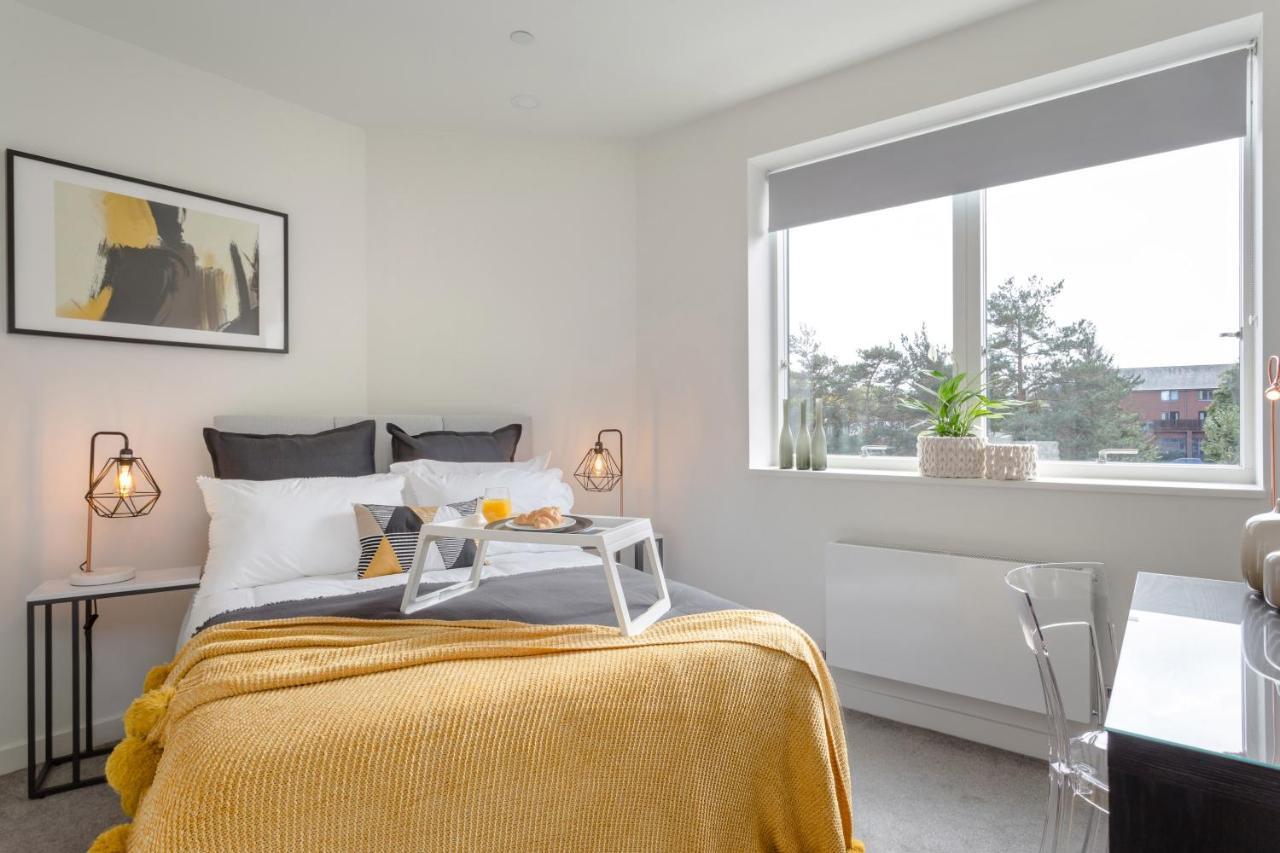 Luxury Serviced Apartments Stevenage, Hertfordshire Extérieur photo